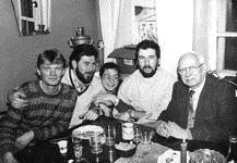 1991 г.справа Петр Федорович Щербаков.Фотоклуб встречает Новый Год. 